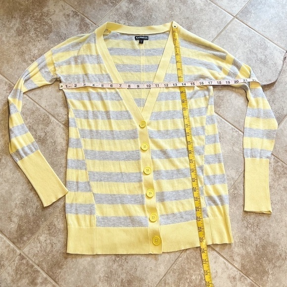 Express cotton striped cardigan sweater yellow gray lightweight v neck small - Picture 3 of 6